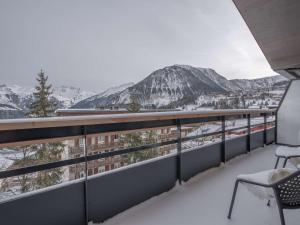 Courchevel 1550 - 5 pers, centre, parking, Wi-Fi - FR-1-631-199