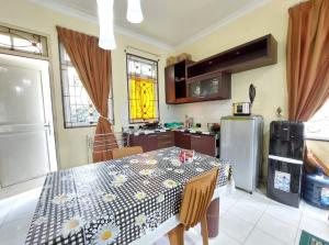 Villa puncak at kota bunga 2 Kamar tidur