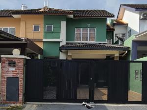Miras Haven Homestay