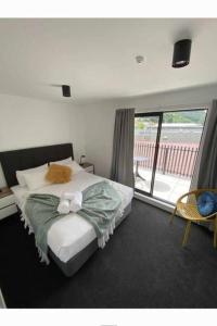 1Brd Apt in Central Queenstown