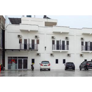 RedDoorz near Terminal Roro Bandar Sri Junjungan