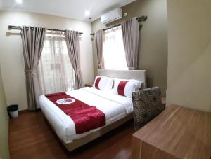 Villa kota bunga di puncak bogor ada kolam pribadi