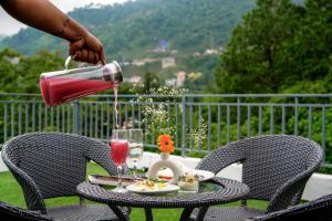 SaffronStays Bourbon - 2BR luxury villa with garden, BBQ, bonfire & valley views near Naukuchiatal & Bhimtal Lake