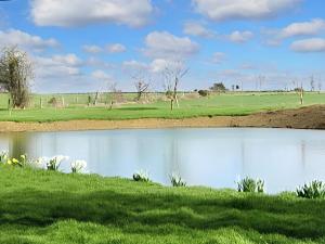 Maisons de vacances Maison charmante a Ombree d-Anjou avec jardin et terrasse : photos des chambres