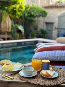 B&B / Chambres d'hotes Le Numero 10 : photos des chambres