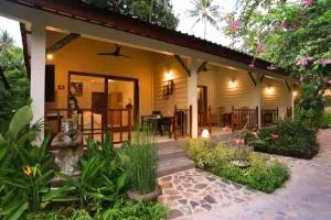 Dyeva 1 BR Quirky Garden Room Double ZN137 - Mangsit