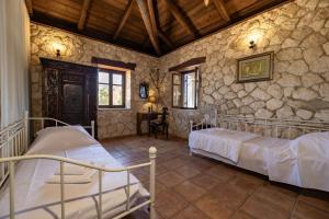 Vardiola Houses, close to Agios Sostis Beach, by ZanteWize