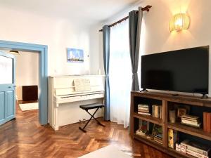 Central Pianissimo Apartment
