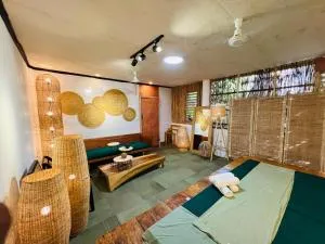 LARGE ROOM For FAMILY & BARKADA - Catanauan