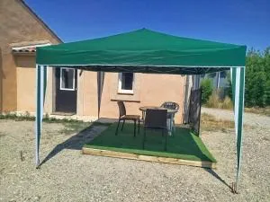 Au Petit Luberon - 谢瓦布朗克