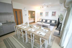 ポムドパン702 大阪中心街 道頓堀徒歩10分!!! 日本橋駅 徒歩10分 ホテルリネン使用