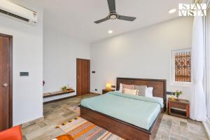 StayVista at The Ganga House - Holy River Varanasi