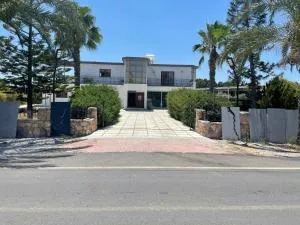 Happiness City - Iskele