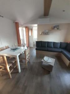 Campings Mobil-Home VO42 Camping La Carabasse VIAS-Plage : photos des chambres