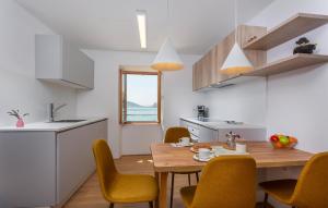 1 Bedroom Nice Apartment In Baska 