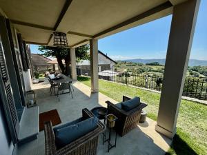 Casa Rosa, panoramica, piscina, tra langhe e monferrato