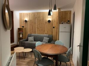 Appartements Cocon chaleureux, avec vue et au calme : photos des chambres