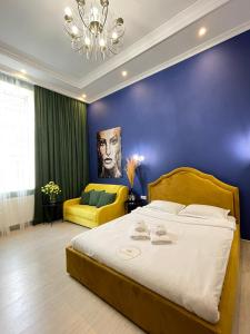 Royal apartment on Slovatskogo 8