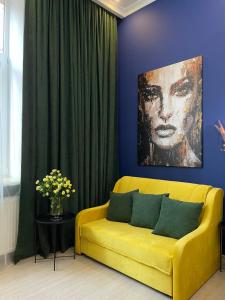 Royal apartment on Slovatskogo 8