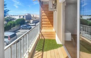 Nice Apartment In Palavas-Les-Flots