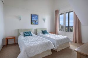 Duplex avec balcon, piscine et accès plage pour 4