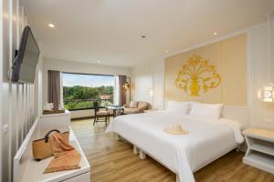 The Riverie by Katathani