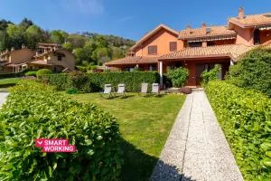 Panorama Lake and Garden by Wonderful Italy - Limonta