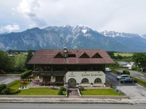 Alpenflair Apartment mit Balkon - inkl Parkplatz #4