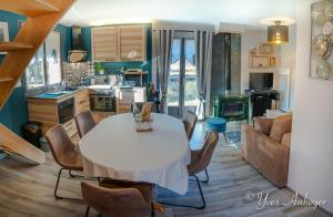 Charmant chalet La Zaubette au bord de leau