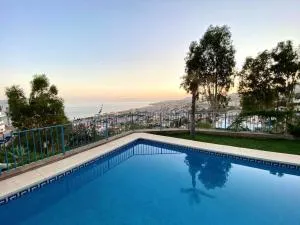 Sea & Wave Buena Vista Pool Apartment - Torre de Benagalbón