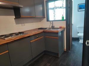 complete 3 bedroom house! on eign street Hereford close to town