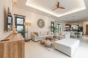 3-Bedroom Large Pool Villa With Garden