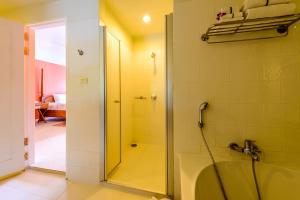 Andaman Seaview, Karon Beach - SHA Plus