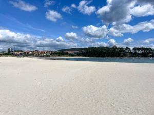 Apartamentos Portonovo 3000