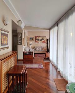 Elegante attico con terrazza - Porta Venezia