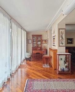 Elegante attico con terrazza - Porta Venezia