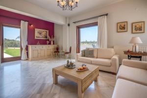 Nikolas Villa Stalos Chania