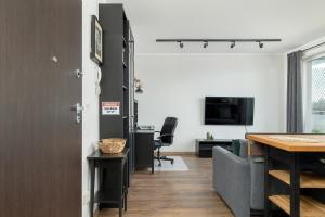 Przytulny i Nowoczesny Apartament z miejscem parkingowym w Katowicach by Noclegi Renters