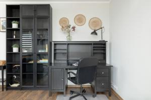 Przytulny i Nowoczesny Apartament z miejscem parkingowym w Katowicach by Noclegi Renters