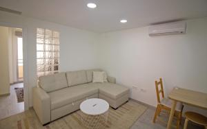 El Arenal - Primera linea Playa Cargador ALBERT VILLAS