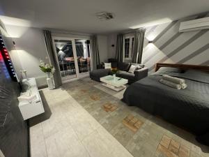Ferienhaus Bilice - Pool beheizt - Fitness - Relax 