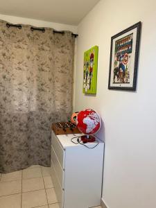 Appartements Agreable rez de jardin avec Piscine et Jacuzzi : photos des chambres