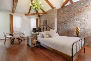 DUOMO Murano Apartment with Canal view - Murano