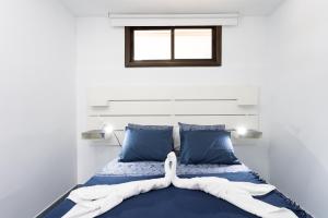 Home2Book Cozy Apt, Pool & Tenis Court, Arona