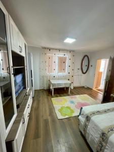 Gourmet Oasis in the city 2