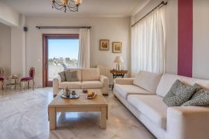 Nikolas Villa Stalos Chania