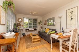 Suburban bliss with Wifi and plunge pool