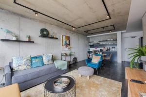 Spectacular Modern Apartment in Vibrant Bokaap