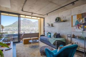 Spectacular Modern Apartment in Vibrant Bokaap