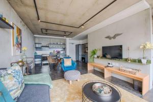 Spectacular Modern Apartment in Vibrant Bokaap